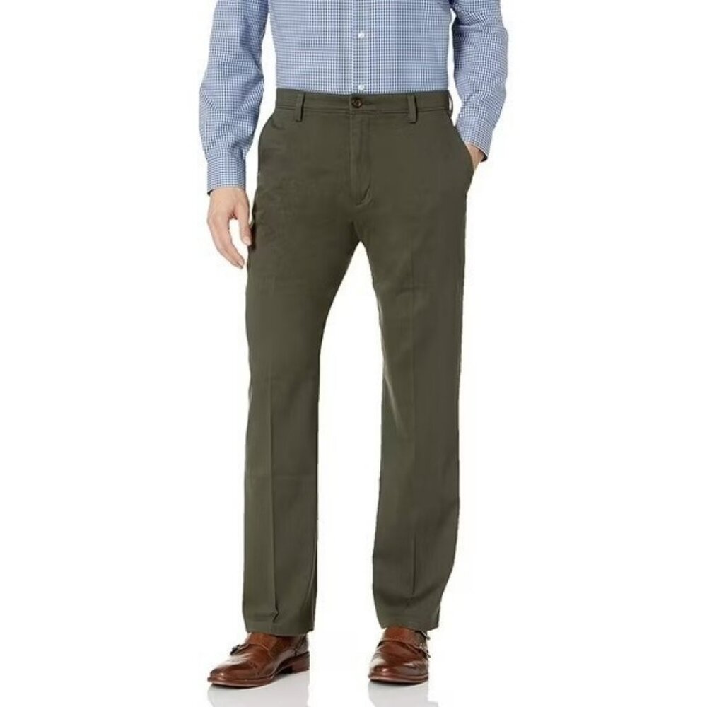Dockers Men's  Size  32 X 32 Coffee Bean Classic Fit Easy Khaki Pants NEW